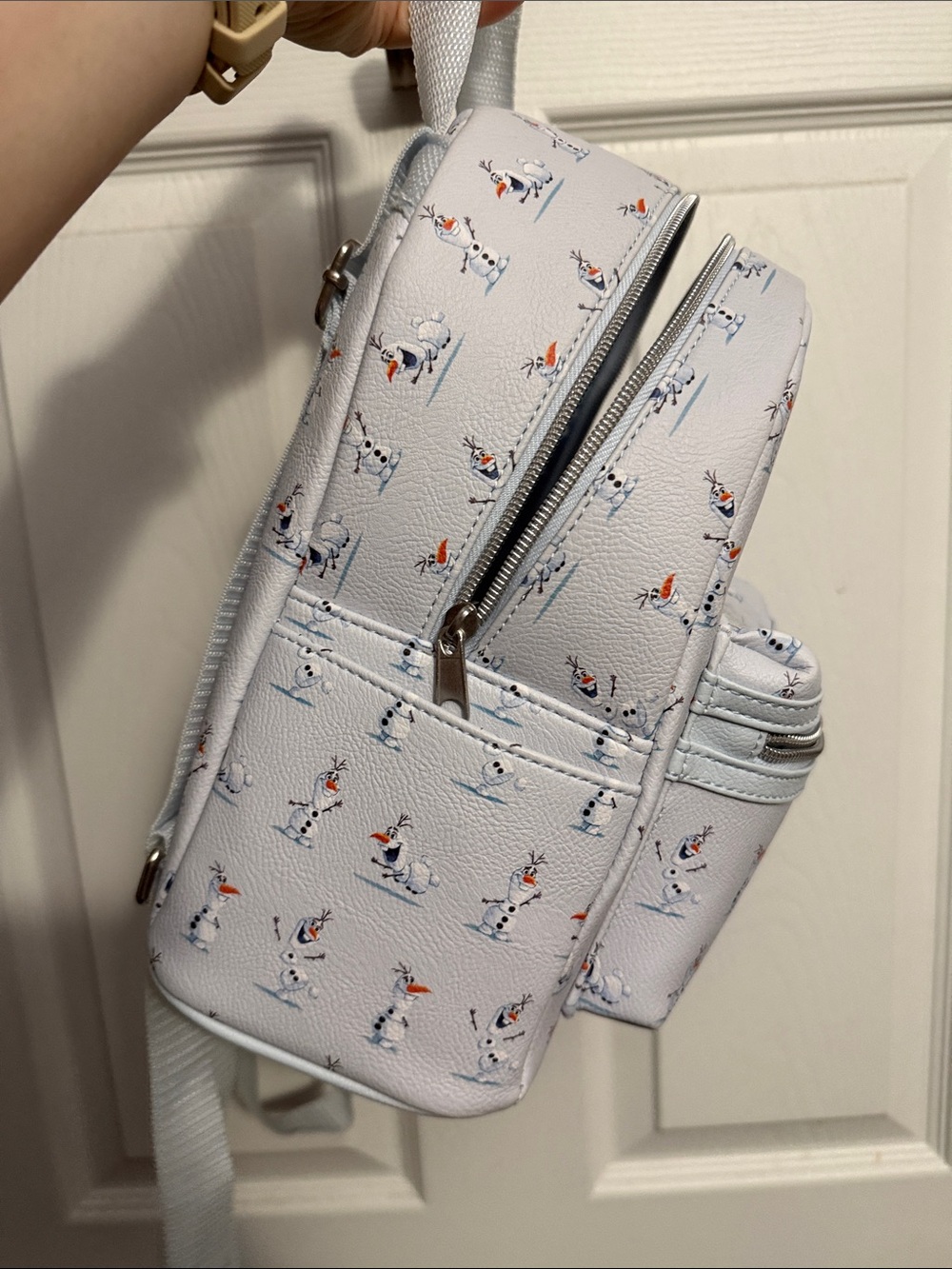 Loungefly Olaf Mini Backpack - Light Blue with Snowman Print - Picture 6 of 7